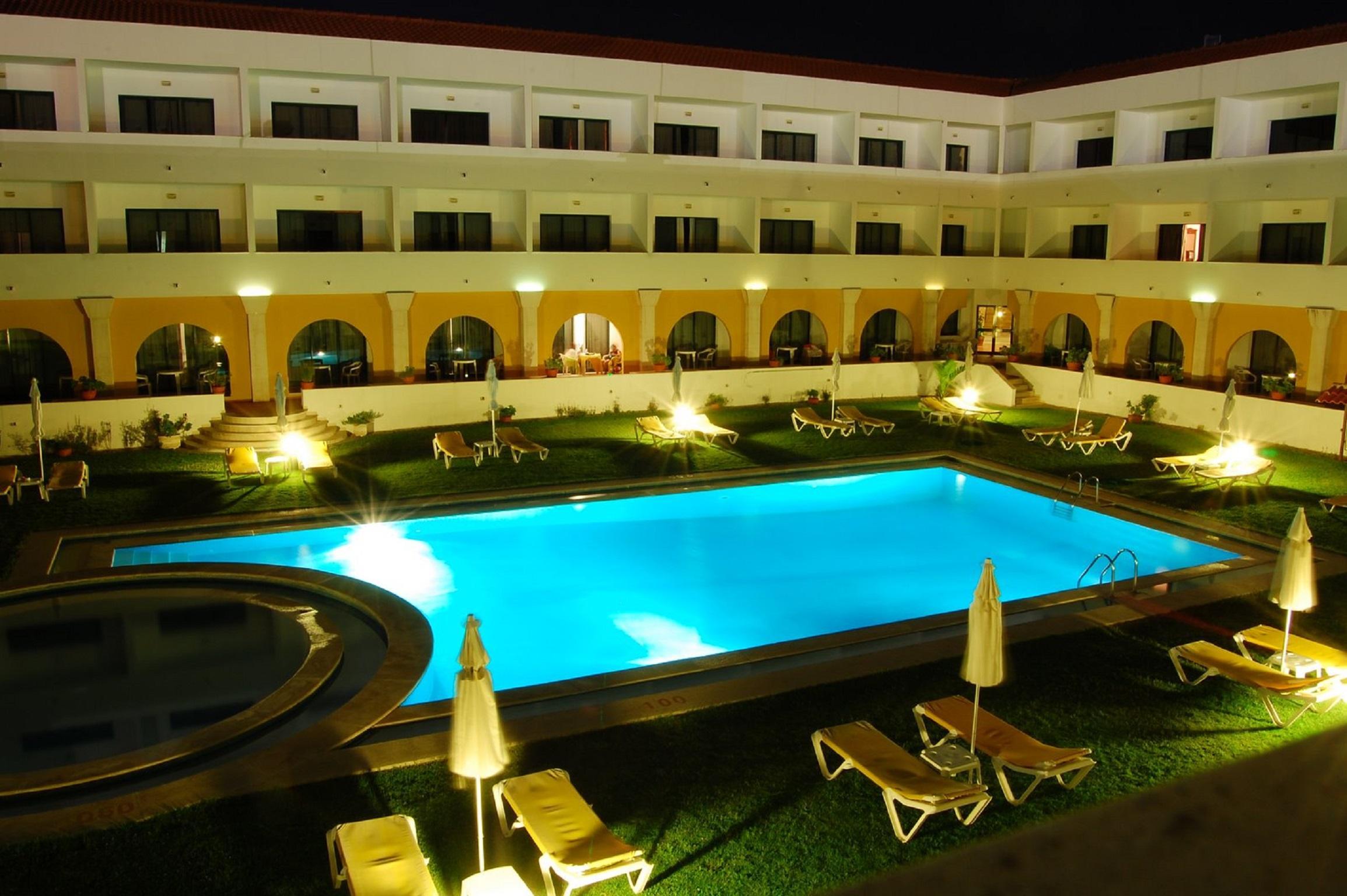 Hotel Dom Fernando Евора Екстериор снимка