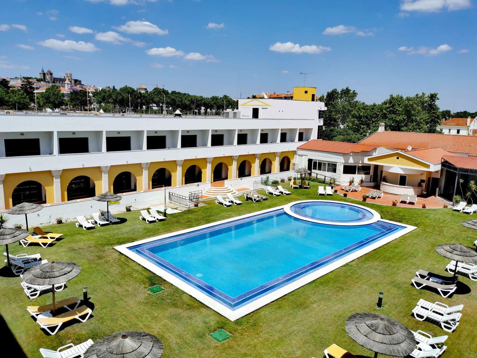 Hotel Dom Fernando Евора Екстериор снимка